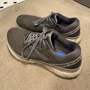 Brooks Ghost 11 running shoes mens 10.5